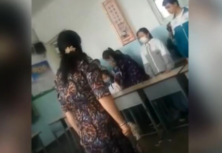 字母圈规训与惩罚:当dom要求sub的身体对其赤裸 字母圈规训与惩罚:当dom要求sub的身体对其赤裸