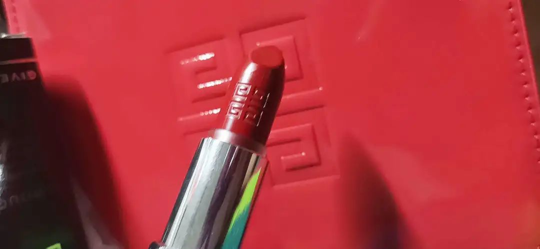 字母圈女S:那是一次网调,我没有下达任何任务,也没有要求他拍任何照片,但我们都变得滚烫 字母圈女S:那是一次网调,我没有下达任何任务,也没有要求他拍任何照片,但我们都变得滚烫